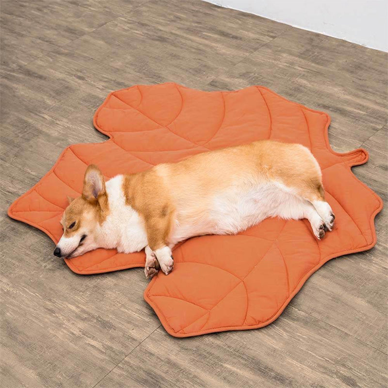 Leaf-Shaped Pet Blanket Comfortable For All Pets Home Decor