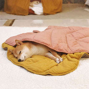 Leaf-Shaped Pet Blanket Comfortable For All Pets Home Decor