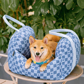 Vintage Heart Dog Car Seat Retro-Styled Comfort Bed