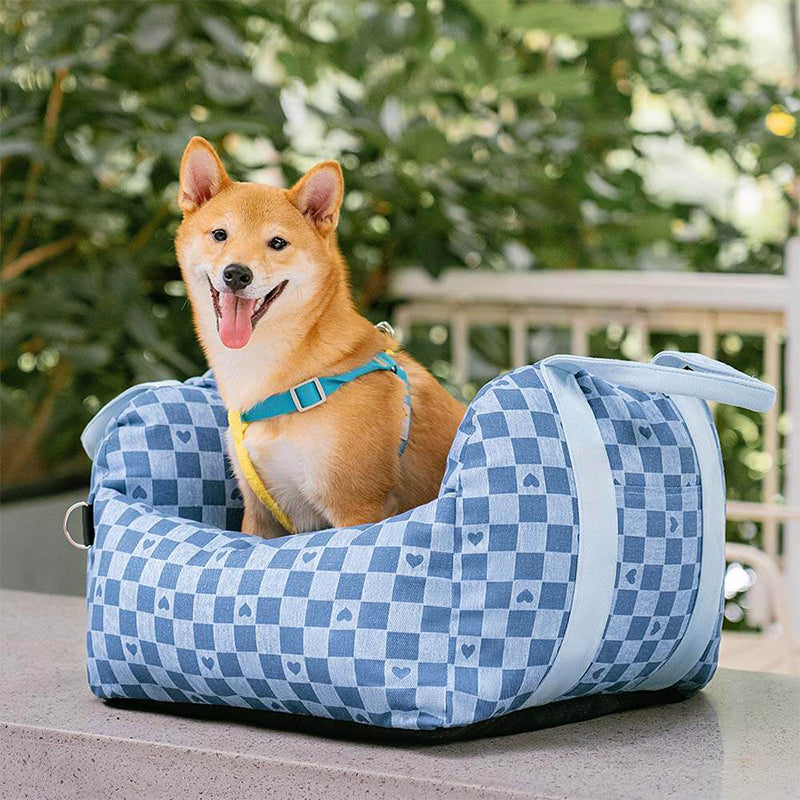 Vintage Heart Dog Car Seat Retro-Styled Comfort Bed